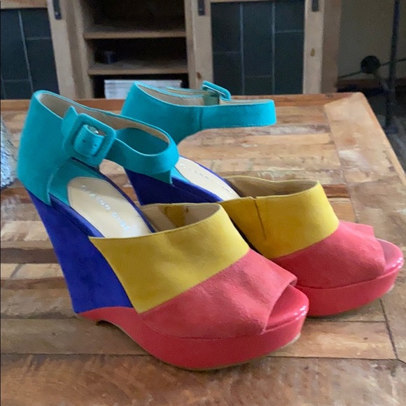 Gianni Bini Shoes - Gianni Bini Color Block Wedges